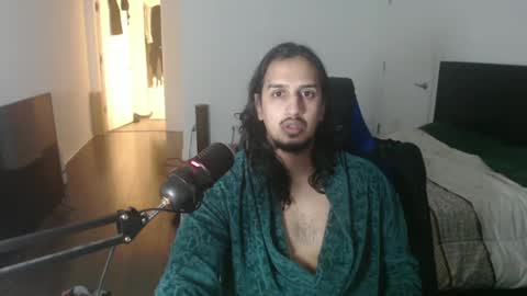 Snapshot of theworldisavampire2 chatting on 10.14.25 theworldisavampire2 online show from 10.14.25