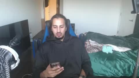 Snapshot of theworldisavampire2 chatting on 10.28.25 theworldisavampire2 online show from 10.28.25