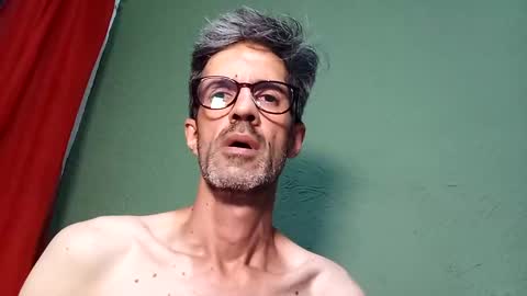 Snapshot of thiago_sexlover chatting on 12.20.24 Thiago sexlover online show from 12.20.24