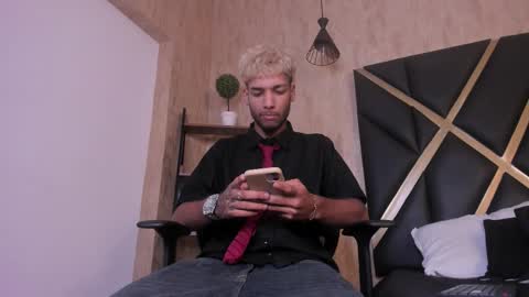 Snapshot of thiagoferreti_ chatting on 09.18.25 ThiagoFerreti online show from 09.18.25