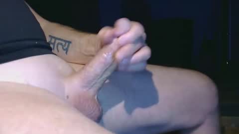 Snapshot of thick_az_a_brick chatting on 11.13.25 Roman online show from 11.13.25