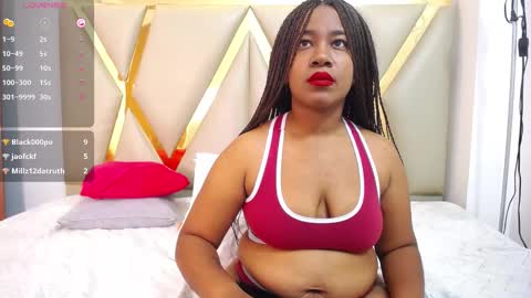 Snapshot of thickeebonyy chatting on 02.21.25 thickeebonyy online show from 02.21.25