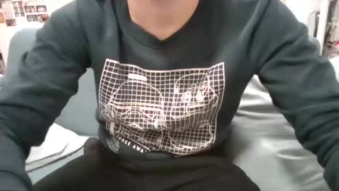 Snapshot of thinboy2 chatting on 12.09.24 Thinboy2 online show from 12.09.24