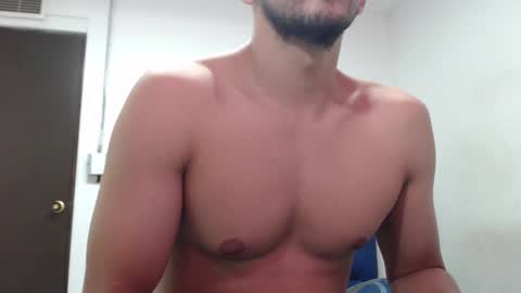 Snapshot of thomas_neuman chatting on 12.11.24 Thomas online show from 12.11.24