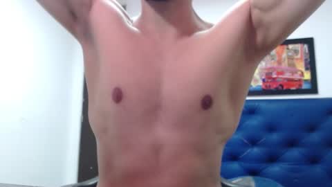 Snapshot of thomas_neuman chatting on 02.09.25 Thomas online show from 02.09.25