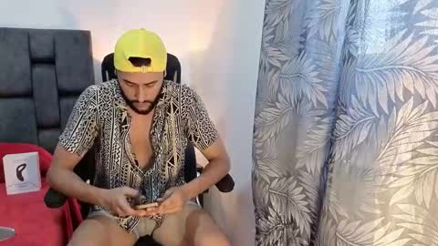 Snapshot of thomas_redcol chatting on 09.23.25 Thomas online show from 09.23.25