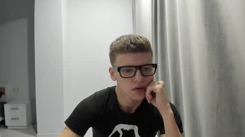 Snapshot of thomas_shelbivip chatting on 12.02.24 Tomas online show from 12.02.24