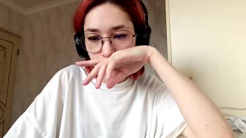 Lina online show from 11.28.25