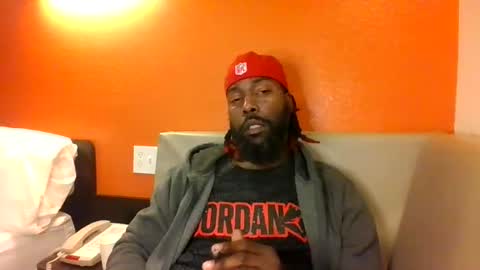 Snapshot of thotyboy68 chatting on 03.07.25 Thotyboy online show from 03.07.25