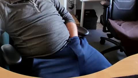 Snapshot of throbbingbrain chatting on 02.24.25 Rob online show from 02.24.25