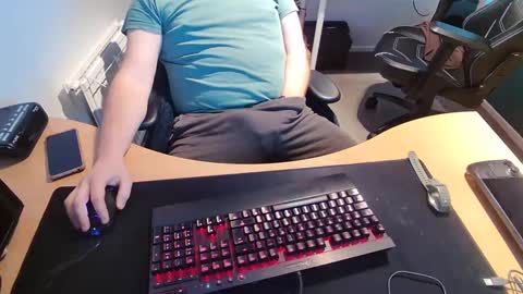 Snapshot of throbbingbrain chatting on 03.06.25 Rob online show from 03.06.25