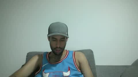 Snapshot of throwawayyourgun chatting on 12.06.24 Luka online show from 12.06.24