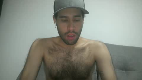 Snapshot of throwawayyourgun chatting on 01.20.25 Luka online show from 01.20.25