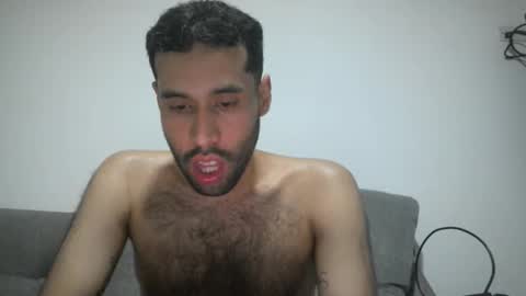 Snapshot of throwawayyourgun chatting on 02.11.25 Luka online show from 02.11.25