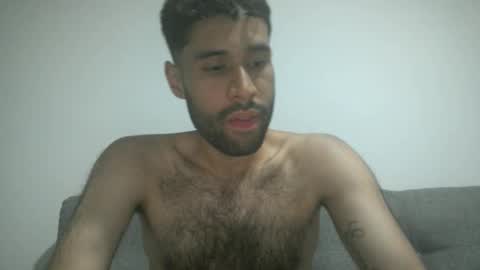 Snapshot of throwawayyourgun chatting on 03.10.25 Luka online show from 03.10.25