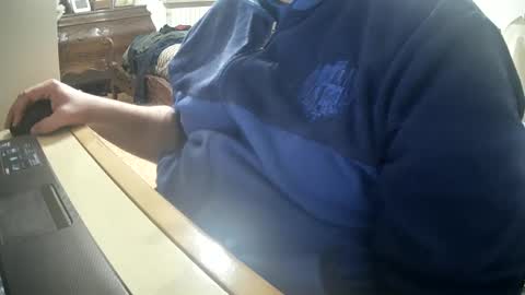 Snapshot of thunderflash73 chatting on 02.19.25 Little Wolf online show from 02.19.25