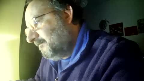 Little Wolf  online show from 02.22.25