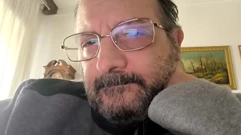 Little Wolf  online show from 10.03.25