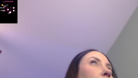 Tia Bella online show from 01.23.25