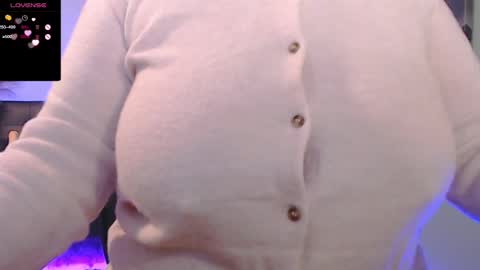 Tia Bella online show from 01.30.25