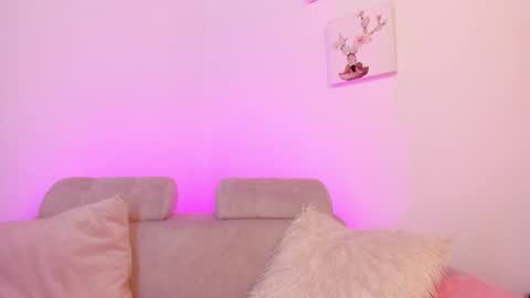 Tiarha online show from 02.20.25
