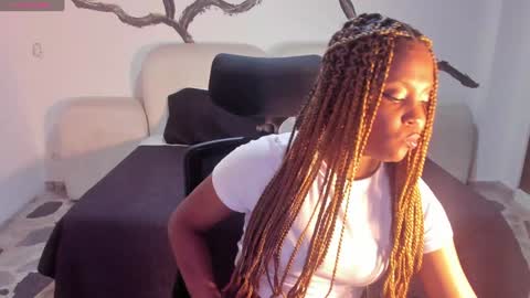 Snapshot of tifanytaylor1_ chatting on 01.04.25 TIFF online show from 01.04.25