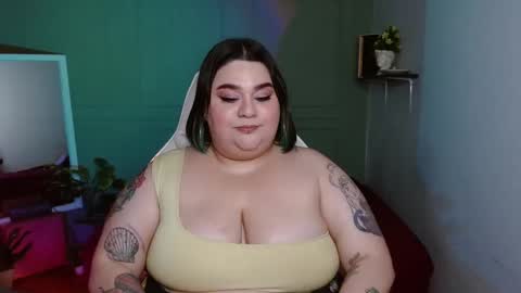 Snapshot of tiffany_laurens chatting on 01.11.25 dont forget ask for custom vids online show from 01.11.25