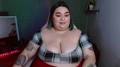 Snapshot of tiffany_laurens chatting on 01.31.25 dont forget ask for custom vids online show from 01.31.25