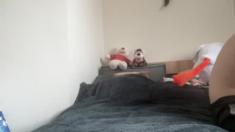 Snapshot of timveret chatting on 01.11.25 Wizard online show from 01.11.25