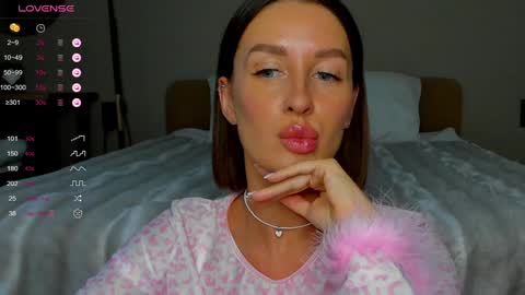 Snapshot of tina__bestie chatting on 12.18.24 Tina online show from 12.18.24