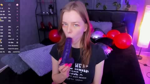 Tina Tayllor MY SHEDULEMondayTuesdaySaturdaySunday online show from 02.19.25