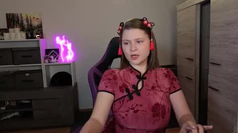 Snapshot of tinaangelll chatting on 09.30.25 Tina Angel online show from 09.30.25