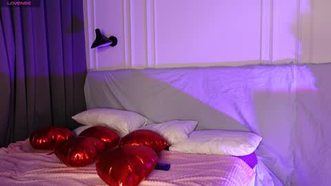 tinasiner online show from 02.12.25