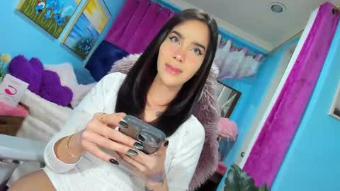 Tina Valentine online show from 12.04.25