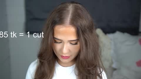 Snapshot of tinyxstar chatting on 10.15.25 Lili online show from 10.15.25