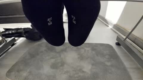 Snapshot of tired33 chatting on 12.20.24 Anna online show from 12.20.24