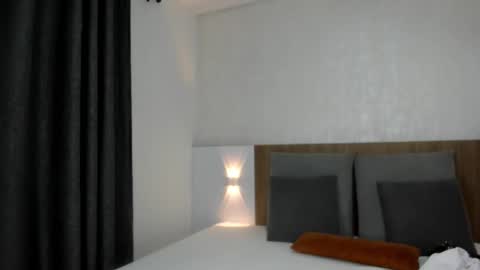 Snapshot of tisha_cole chatting on 01.06.25 Tisha online show from 01.06.25