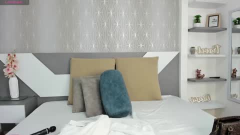 Snapshot of tisha_cole chatting on 01.19.25 Tisha online show from 01.19.25