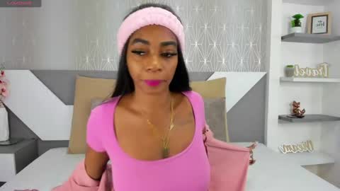 Snapshot of tisha_cole chatting on 02.14.25 Tisha online show from 02.14.25