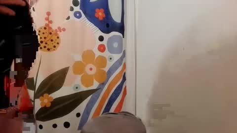 Snapshot of tj_the_man chatting on 01.05.25 TJ online show from 01.05.25