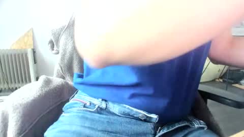 Snapshot of toarte chatting on 02.27.25 toarte online show from 02.27.25