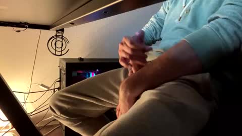 Snapshot of tobi19899 chatting on 10.24.25 Jan5676 online show from 10.24.25