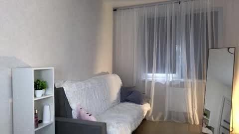 Snapshot of tofuumuch chatting on 10.08.25 Elma online show from 10.08.25