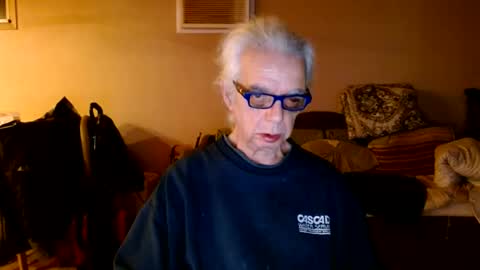 Snapshot of tom112292014 chatting on 12.22.24 tom112292014 online show from 12.22.24
