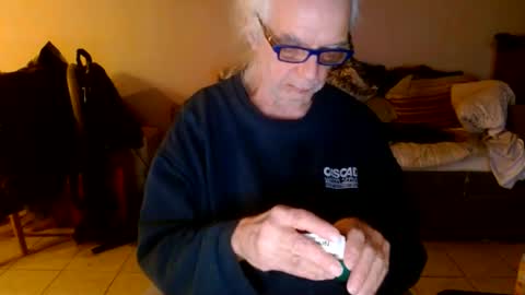 Snapshot of tom112292014 chatting on 12.26.24 tom112292014 online show from 12.26.24