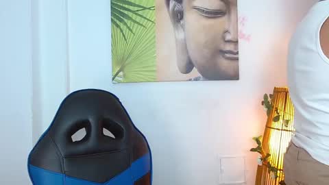 Tom muscle1 online show from 12.22.24