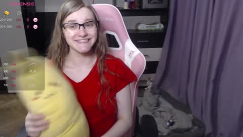 Snapshot of tomato_tease chatting on 01.01.25 tomato_tease online show from 01.01.25