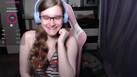 Snapshot of tomato_tease chatting on 02.27.25 tomato_tease online show from 02.27.25