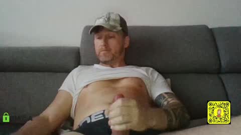 Snapshot of tomhardic chatting on 01.14.25 TOM online show from 01.14.25