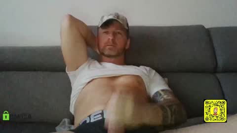 Snapshot of tomhardic chatting on 01.21.25 TOM online show from 01.21.25